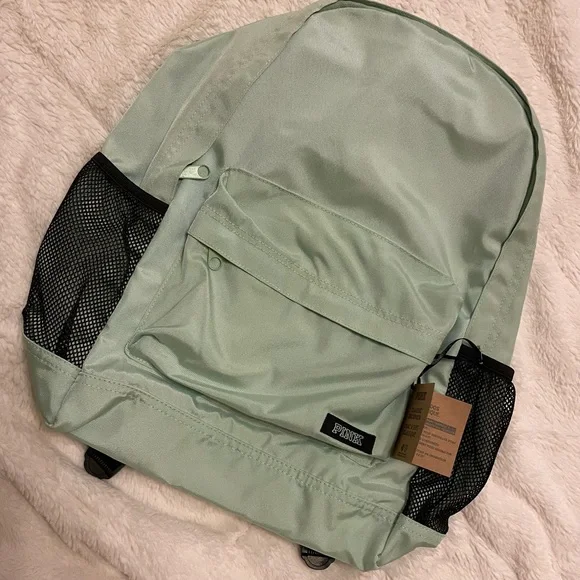 🆕NWT Victoria's Secret’s Pink classic Backpack, soft jade color🆕